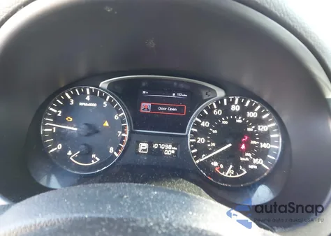 2015 Nissan Altima 2.5 из США, поврежденный, VIN 1N4AL3AP0FC184975